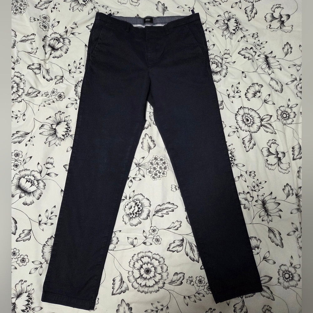 Hugo Boss Pants Dark Blue, sz 34R